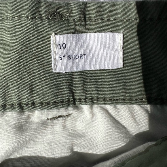 Gap Women’s City Fit 5” Shorts Cotton Olive Green NEW NWT - Picture 3 of 5